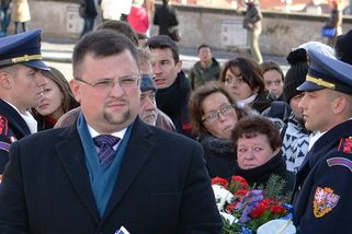 Návrat muže, který šňupal příliš mnoho: Jindřich Forejt se po drogovém pádu vrací do politické arény - Médium.cz