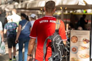 Manažer Bayernu vyděšený k smrti. Před utkáním Ligy mistrů byl přepaden - Sport.cz