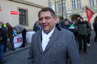Paroubek zas něco nepochopil. Zoufalý stav Ruska n...
