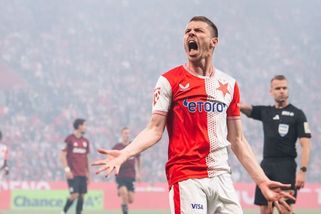 Douděra měl Slavii za druhou rodinu. Agent hájil jeho chování, vysvětlil i komický manévr