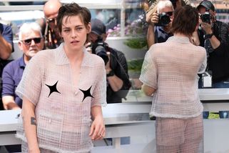 Zase vypadá, jako by se týden nemyla. Kristen Stewart v průhledném modelu pohořela