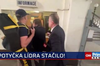 Potyčka na akci Stačilo!: Rounův zákrok byl adekvátní, tvrdila Konečná. Letocha ji nechápal | CNN Prima News