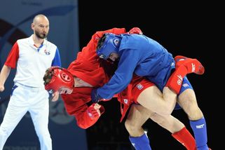 Ruští a běloruští zápasníci mohou soutěžit bez omezení - Sport.cz