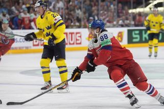 Nevidím to reálně, řekl Pastrňák ke své účasti na mistrovství světa - Seznam Zprávy