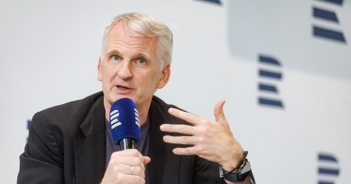 Snyder: Trumpovou podstatou je prohrávat a předstírat, že je to výhra. V zájmu republikánů je drtivě prohrát volby