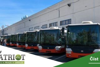 Praha darovala osm vyřazených autobusů ukrajinským městům Boroďanka a Chmelnický