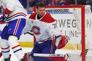 NHL | Dobešovi se úvodní souboj s Buffalem nepovedl - Sport.cz