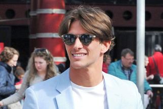 Tragédie na Mallorce: Jake Hall (†35) zemřel po nárazu do prosklených dveří
