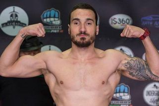 Tragédie v MMA. Rozhodčí udělal chybu a bojovník za ni zaplatil svým životem