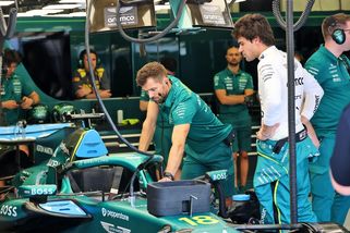 Frustrace a zmar ve slavné garáži: Očekávaný mistrovský plán se mění v noční můru - MotorSport