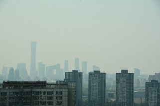 Peking vymýtil smog: Sázka na elektromobily snížila znečištění o dvě třetiny
