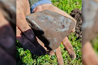 V Polsku našli díky českým výpočtům tříkilový železný meteorit. Spadl minulý týden