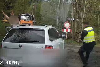 Řítil se po Jablonecku stopadesátkou a pak ujížděl policii. Zastavila ho až rozkopaná silnice - Novinky