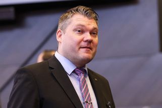 Finský poslanec: Nabízíme Česku zkušenosti i spolupráci v obraně - Seznam Zprávy