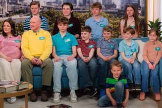Zázračná rodina z Británie: Je mi 46 let a čekám s manželem 14. dítě, přestože mu vzali varlata a prodělal vasektomii - Super.cz