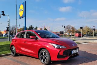 Nová lidová značka aut v Česku vyřazuje Suzuki, Opel a další: Láká na záruku 7 let a ceny jako z Lidlu