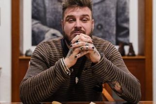 prahain.cz/celebrity/zpevak-rybicek-zavedme-volicsky-test-na-urovni-zakladky-a-spd-ostrouha-27359.html