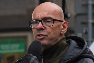 Klempíře z J.A.R. nevyhodili pro politický názor. Dezoscéna šílí zbytečně - Médium.cz