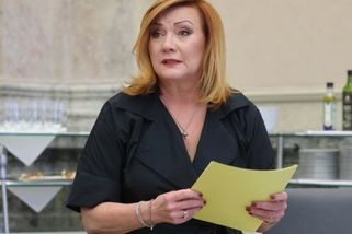 prahain.cz/byznys/prehledne-pro-koho-jsou-dluhopisy-republiky-banky-se-mohou-bat-27338.html