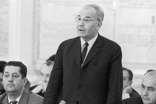Okno do historie: Husákův socialistický biedermeier za průměrný plat 2370 Kčs měsíčně. Tak jsme žili za komunismu