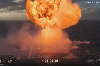 Video: Zkušební let největší lodi od SpaceX skončil plánovanou explozí - Seznam Zprávy