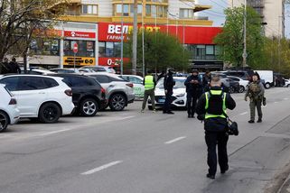 Šest mrtvých po střelbě v supermarketu v Kyjevě, mezi nimi je i útočník - Seznam Zprávy