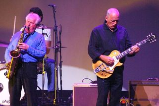 Zemřel Dick Parry. Hrál na saxofon s Pink Floyd - Novinky