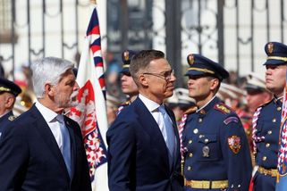 Pavel přivítal na Hradě finského prezidenta Stubba - Novinky