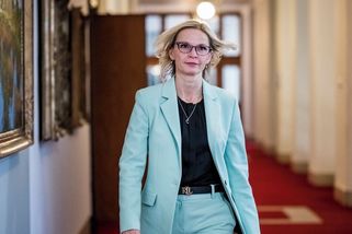 Ministryně Mrázová a její excesy baví i expremiéra Fialu
