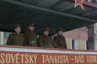 Tankový prapor slaví 35 let. Žádný film v českých kinech ho dodnes nepřekonal