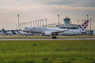 Ve Splitu vyjelo při startu mimo ranvej letadlo Airbus se 130 lidmi na palubě - Novinky
