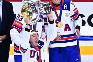 Hokejisté USA porazili Švýcarsko a slaví zlato. První titul po 65 letech - Seznam Zprávy