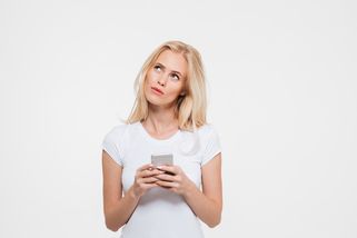 Radana (40): Přítel mi kontroluje maily a každý můj krok. Všichni moji blízcí nechápou, že s ním chci zůstat