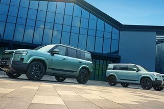 Čínský BYD postavil 600koňovou kopii Defenderu, míří s ní do Británie - Garáž.cz