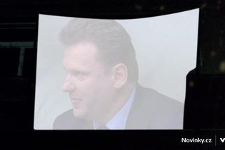 Plete si Radek Vondráček procenta a promile? Pak už nám to dává smysl | Vtipy