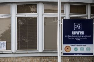 Policie měla lékaře na očích. Kauza „cinknutých“ posudků z ÚVN se vymyká - Seznam Zprávy