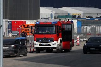 K útoku na berlínskou továrnu Tesla se přihlásila ekoteroristická skupina - Novinky