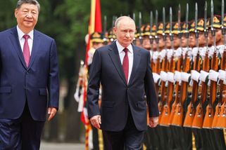 Putin je po mrtvici, myslí si lidé. Šokující video kulhající hlavy Kremlu okomentoval odborník