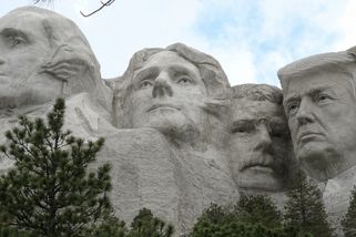 Trump je všude. V USA bují kult osobnosti - Médium.cz