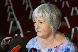 Trapas Vohralíkové při hradní ceremonii. Velmi nevhodné, znělo to jako zlý pes, říká jazykovědec
