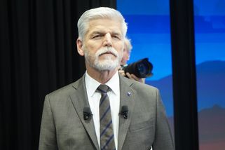 Petr Pavel v kraťasech nadchl Česko. Ženy prezidenta zahrnuly komplimenty