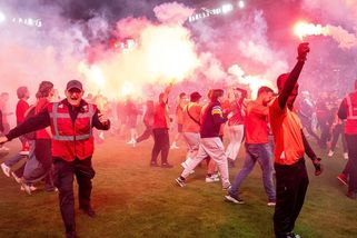 Selhání Roučka, že nepřerušil derby? Bývalý sudí Jílek kolegu chápe | TN.cz