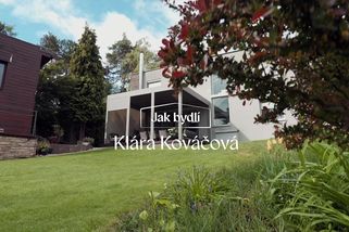 Klára Kováčová zatrhla manželovi pánské jízdy a vrhla se na podnikání. Jak se jí bydlí v pražských Stodůlkách? - Proženy.cz