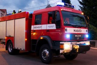 Zemřela jedna z nejtěžších Češek. Policistům museli pomáhat hasiči | TN.cz