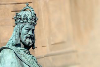 Kvíz: Jak znáte panovníky českých zemí aneb Kdo byl Starej Procházka a kdo se odmítl oženit? - Proženy.cz