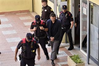 Andic mladší opouští funkci ve firmě Mango, je podezřelý z vraždy svého otce - Novinky