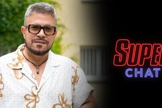 Uhodnete, čím kromě ponožek v sandálech poutají Češi pozornost? Návrhář Osmany Laffita popsal typické módní nešvary | Superchat