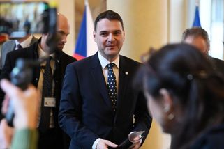 Macinkův úřad zaplatil za repatriační lety 18 milionů, částka není konečná - Seznam Zprávy
