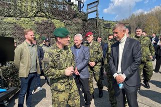 Úvěr není výdaj. Babiš chce přesto přesvědčit NATO, aby Česku uznalo peníze ze SAFE - Novinky