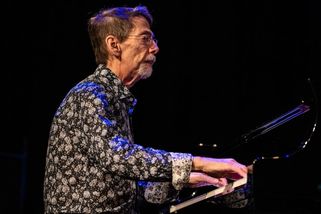 „Odpověď hloupému kritikovi.“ Pianista se vymezil na Pražském jaru - Seznam Zprávy